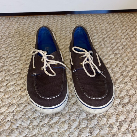 Brown sperry - Picture 1 of 4